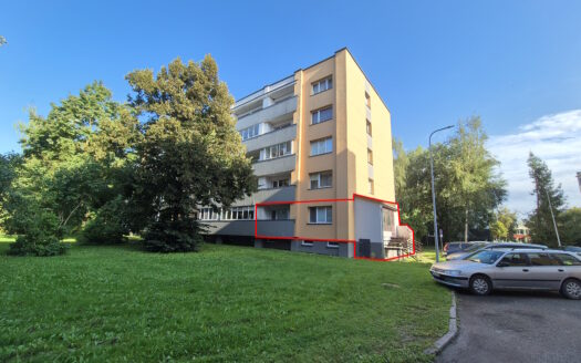 JONIŠKIO MIESTO CENTRE PARDUODAMOS KOMERCINĖS PATALPOS