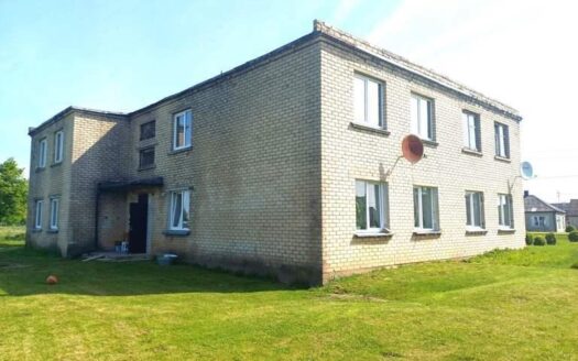 2 kambarių butas su minimaliais komunaliniais mokesčiais Blauzdžiūnų kaime, Joniškio r. sav.