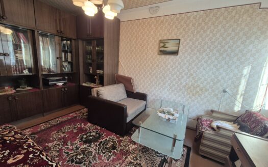 2 KAMBARIŲ BUTAS RESPUBLIKOS GATVĖJE NAUJOSIOS AKMENĖS MIESTE