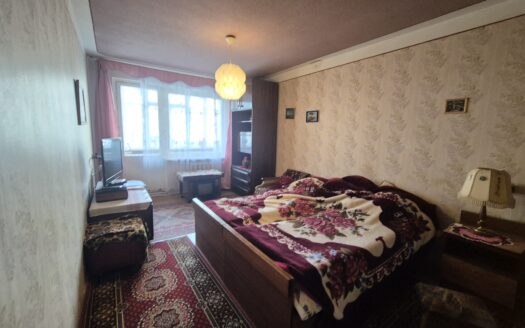 2 KAMBARIŲ BUTAS RESPUBLIKOS GATVĖJE NAUJOSIOS AKMENĖS MIESTE