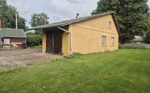 ŠAPNAGIUOSE PARDUODAMAS GYVENAMASIS NAMAS SU 30 ARŲ ŽEMĖS SKLYPU